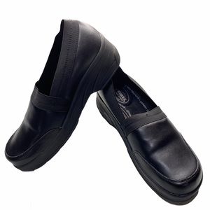 Easy Works by Easy Street Black Comfort Clogs